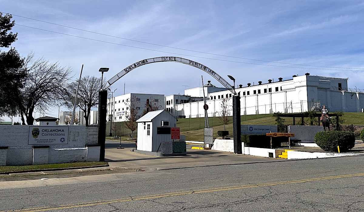 Recent book on lethal injections criticizes Oklahoma